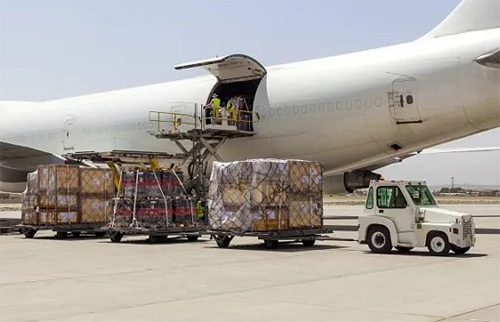 美國(guó)FBA空運(yùn)發(fā)貨流程如下：