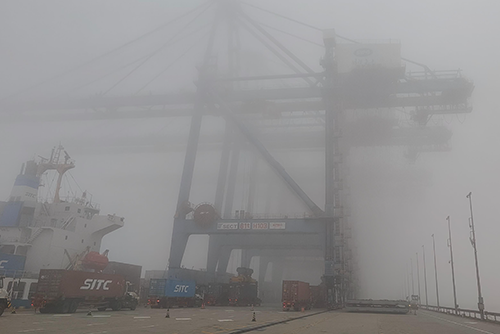 大霧沖擊跨境物流：美森快船延誤事件分析與行業(yè)應對